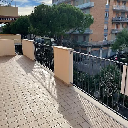 Apartment Paradiso *