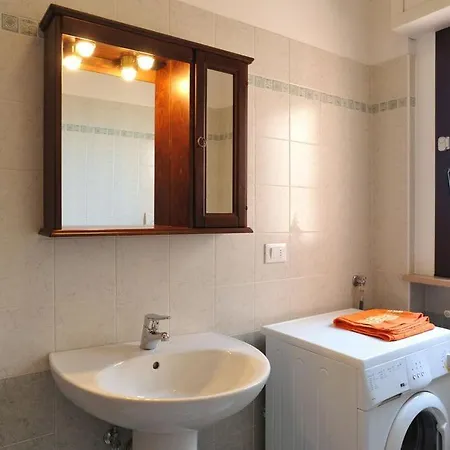 Apartment Paradiso